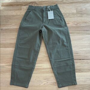 Everlane green barrel jeans NWT